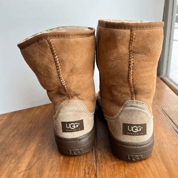 UGG Australia Ultra Short Chestnut Suede Sheepskin Boots - SZ 8 - Picture 4 of 10